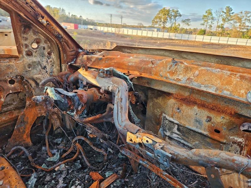 2018 Gmc SIERRA VIN 1GT12REY4JF196329 COPART salvage auction — BURN, Ga - Bill Of Sale - Parts Only, sold $225 on 2026-07-09 (photo 9)