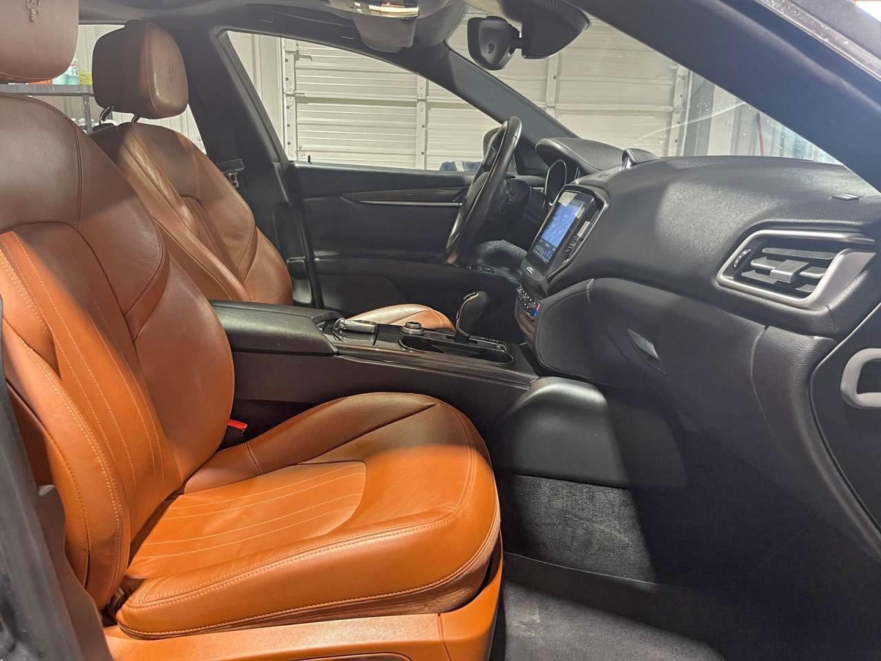 2017 Maserati Ghibli VIN ZAM57XSA9H1206127 COPART salvage auction — Damage History, Tx - Salvage Cert-Manufacturer Buyb (P), sold $33,500 on 2026-01-05 (photo 5)