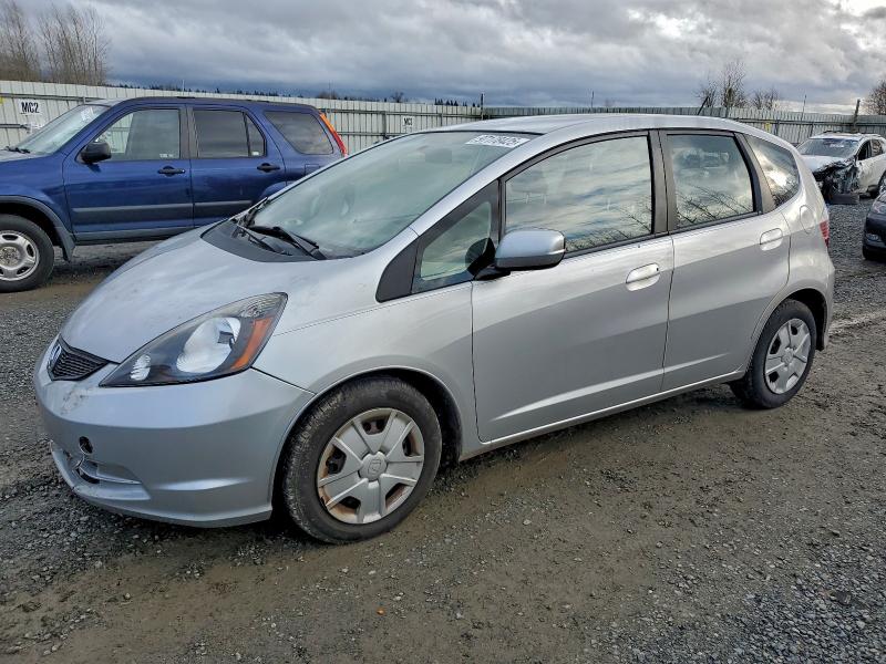 2013 Honda Fit VIN JHMGE8H37DC061751 COPART salvage auction — FRONT END, Other, sold $325 on 2026-07-27 (photo 1)