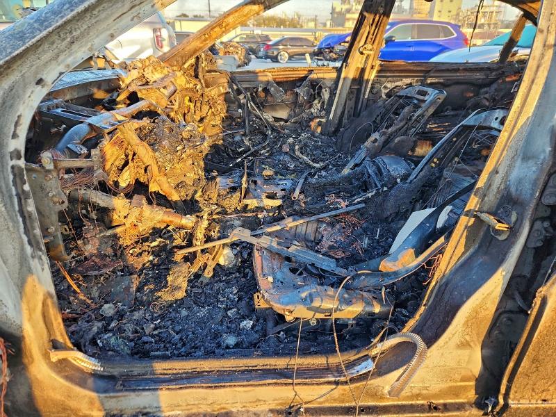 2013 Mercedes-benz S-klasse VIN WDDNG7DB1DA505167 COPART salvage auction — BURN, La - Permit To Sell, sold $300 on 2026-08-12 (photo 7)
