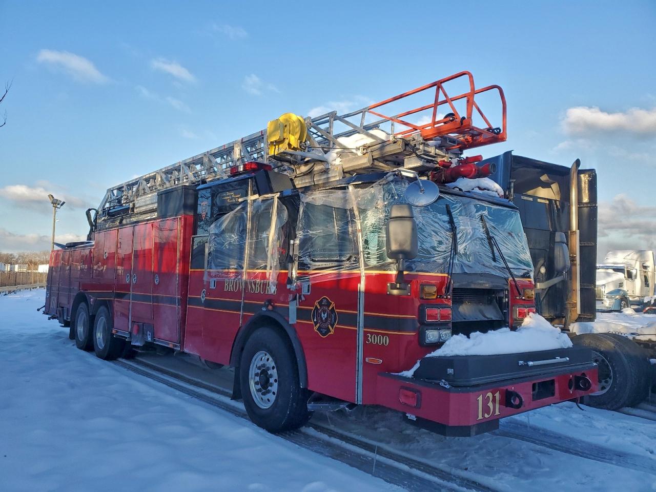 2015 E-one Fire truck VIN 4ENLABA83F1009112 COPART salvage auction — Rollover, IN - CERT OF TITLE-SALVAGE TITLE, sold $90,500 on 2026-01-22 (photo 1)