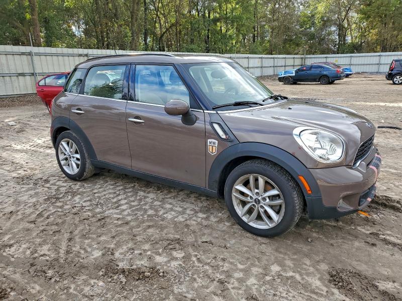 2013 Mini Cooper VIN WMWZC3C54DWP21302 COPART salvage auction — MINOR DENT/SCRATCHES, IL - CERTIFICATE OF TITLE, sold $1,700 on 2026-07-24 (photo 4)