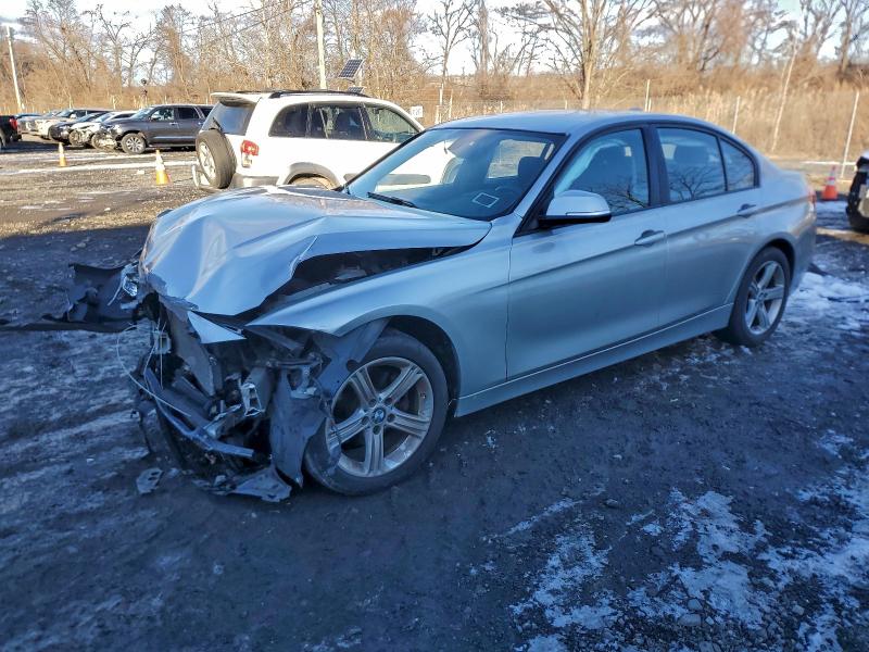 2015 BMW 3er VIN WBA3B5G55FNS17994 COPART salvage auction — FRONT END, Salvage Title, sold $975 on 2026-07-14 (photo 1)