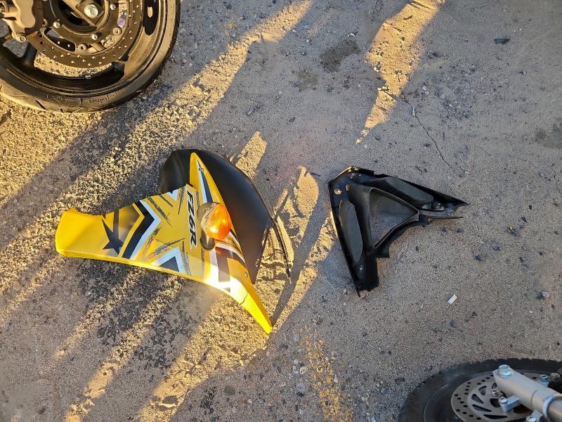 2009 Yamaha Fzr VIN JYARJ18E99A001306 COPART salvage auction — FRONT END, Nm - Cert Of Title-Salvage, sold $725 on 2026-08-20 (photo 8)