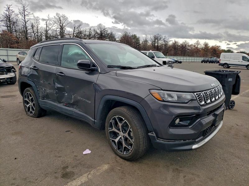 2024 Jeep Compass VIN 3C4NJDCN5RT121575 COPART salvage auction — SIDE, Salvage Title, sold $7,700 on 2026-08-28 (photo 4)