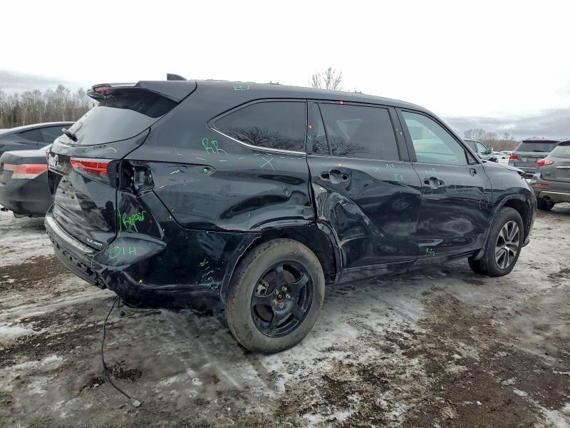 2023 Toyota Highlander VIN 5TDKDRBH7PS501737 COPART salvage auction — SIDE, Other, sold $22,500 on 2026-07-14 (photo 3)