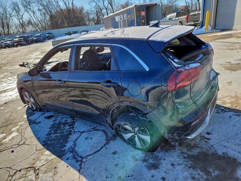 2017 Kia Niro VIN KNDCB3LC2H5049407 COPART salvage auction — BURN, WI - JUNKED VEHICLE BILL OF SALE, sold $300 on 2026-07-13 (photo 2)