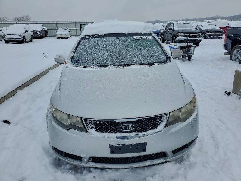 2010 Kia Forte VIN KNAFU4A27A5235647 COPART salvage auction — FRONT END, KS - CERT OF TITLE-SALVAGE, sold $475 on 2026-07-14 (photo 5)