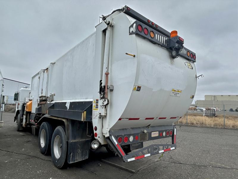 2009 Peterbilt All other VIN 3BPZL00XX9F719668 COPART salvage auction — NORMAL WEAR, FL - CERTIFICATE OF DESTRUCTION, sold $125 on 2026-08-07 (photo 3)