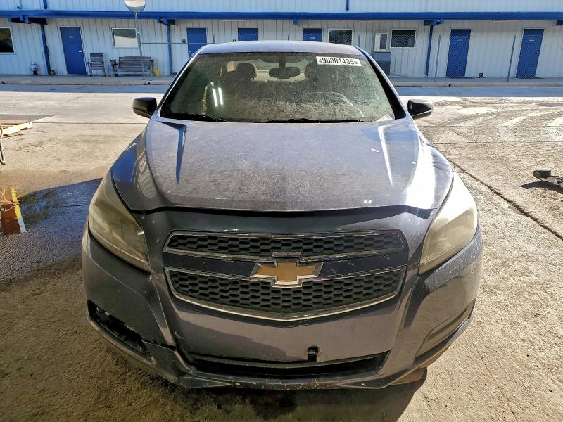 2013 Chevrolet Malibu VIN 1G11B5SA0DF205122 COPART salvage auction — FRONT END, La - Permit To Sell, sold $125 on 2026-07-24 (photo 5)
