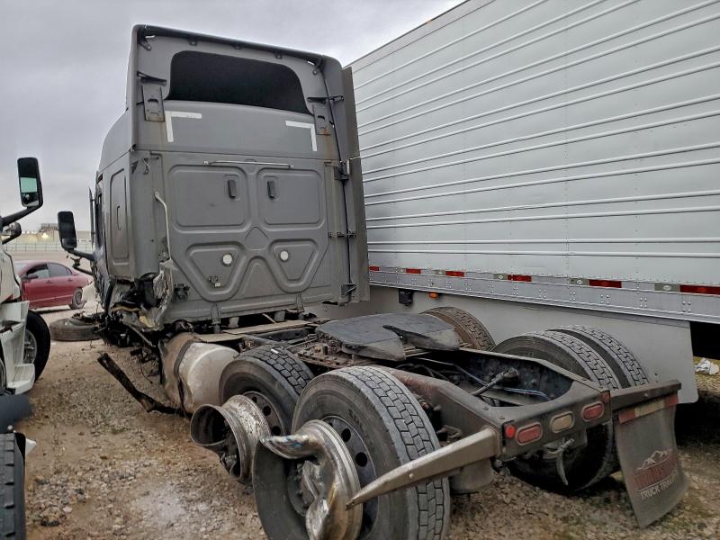 2021 Freightliner Cascadia 126 VIN 3AKJHHDV8MSNA0406 COPART salvage auction — FRONT END, UT - SALVAGE CERTIFICATE, sold $4,350 on 2026-07-19 (photo 3)