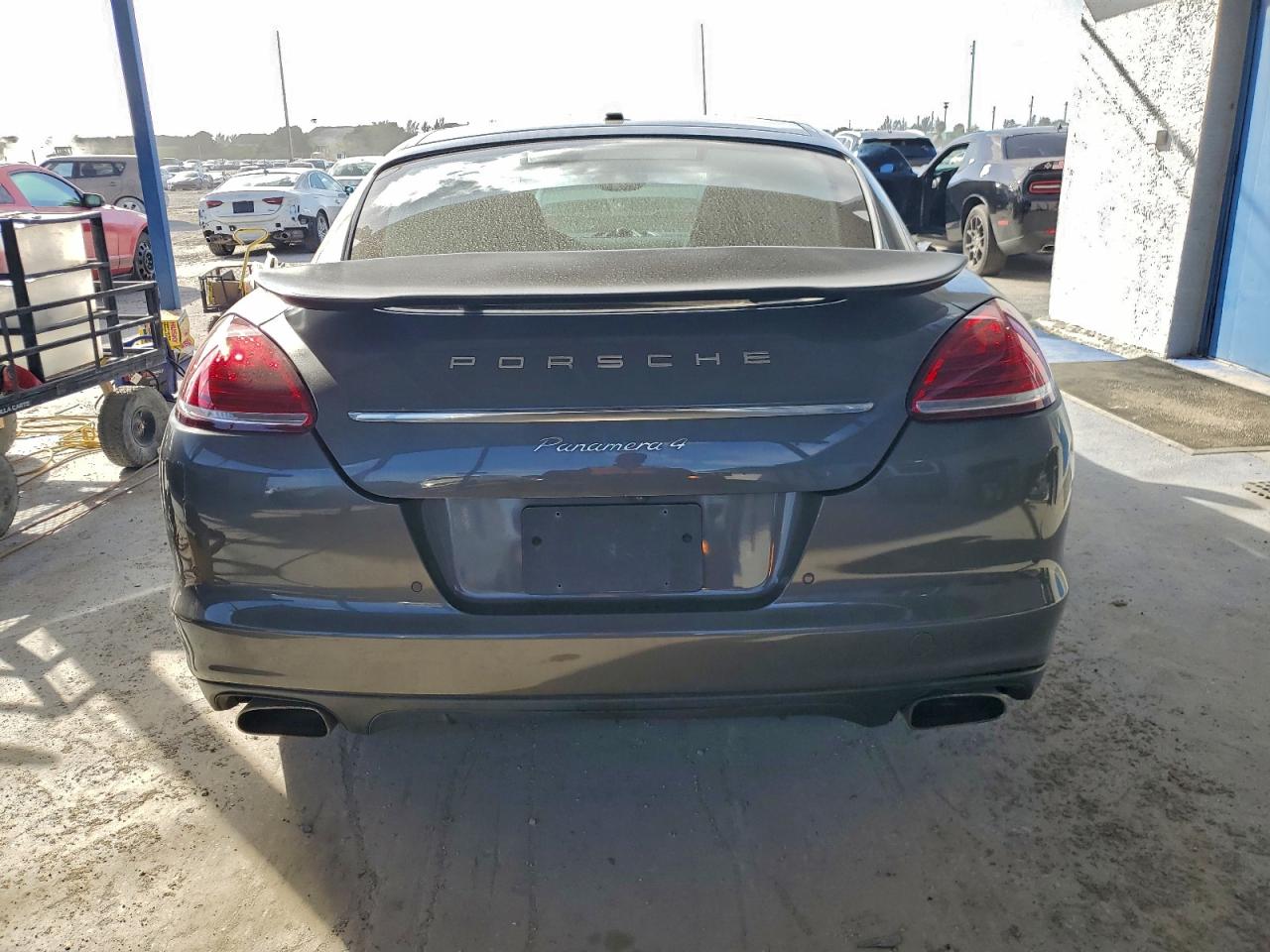 2013 Porsche Panamera VIN WP0AA2A71DL015779 COPART salvage auction — Mechanical, VA - CERTIFICATE OF TITLE (P), sold $2,350 on 2026-01-20 (photo 6)