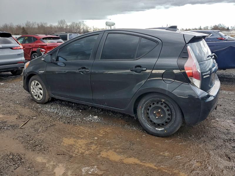 2015 Toyota Prius c VIN JTDKDTB34F1582919 COPART salvage auction — MINOR DENT/SCRATCHES, Nj - Certificate Of Title, sold $375 on 2026-07-28 (photo 2)