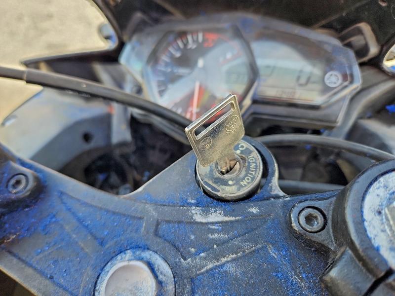 2015 Yamaha Yzf VIN MH3RH06Y3FK005768 COPART salvage auction — SIDE, Ca - Non-Repairable Vehicle Cert, sold $125 on 2026-08-20 (photo 8)