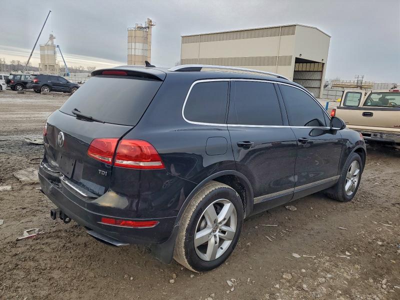 2014 Volkswagen Touareg VIN WVGEP9BP0ED000866 COPART salvage auction — REAR END, Ks - Cert Of Title-Salvage, sold $1,800 on 2026-07-16 (photo 3)