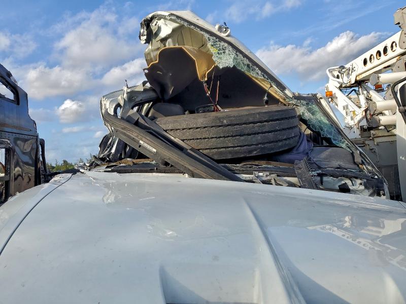 2024 International Mv-series VIN 1HTEUMML5RS653367 COPART salvage auction — ROLLOVER, Fl - Certificate Of Destruction, sold $13,200 on 2026-07-28 (photo 9)