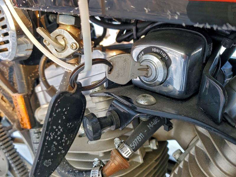 1993 Harley-davidson Sportster VIN 1HD4CEM1XPY203867 COPART salvage auction — MINOR DENT/SCRATCHES, CA - CERTIFICATE OF TITLE, sold $400 on 2026-09-15 (photo 8)