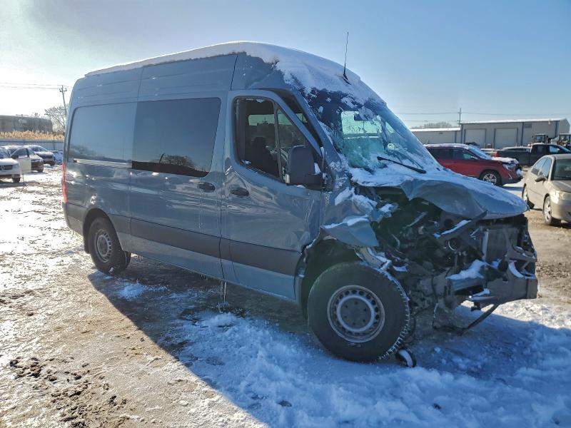 2024 Mercedes-benz Sprinter VIN W1W4NBHY1RT173552 COPART salvage auction — FRONT END, In - Bill Of Sale - Parts Only, sold $6,300 on 2026-07-20 (photo 4)