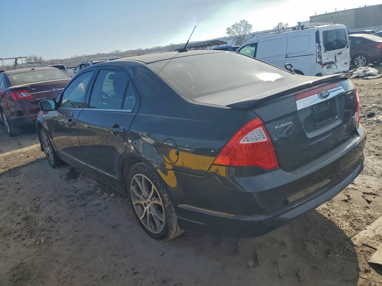 2010 Ford Fusion VIN 3FAHP0JA2AR388409 COPART salvage auction — Front End, KS - CERT OF TITLE-SALVAGE, sold $500 on 2026-07-09 (photo 2)