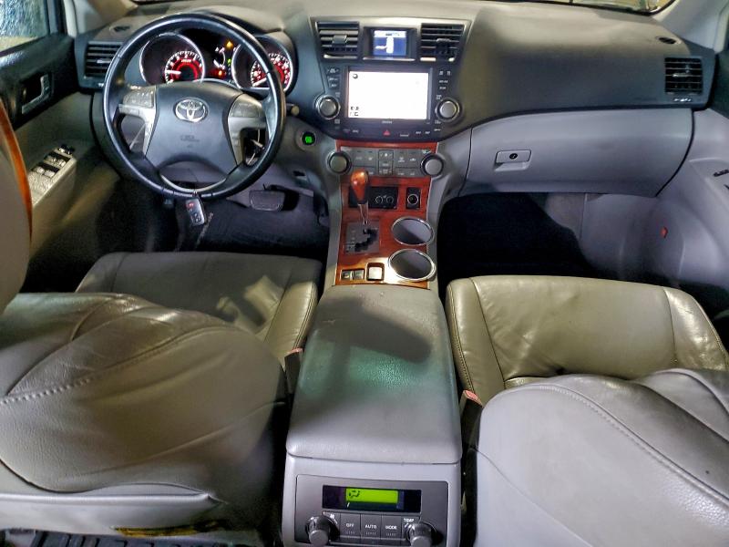 2009 Toyota Highlander VIN JTEES42AX92130636 COPART salvage auction — REAR END, Nj - Cert Of Title-Salvage, sold $3,000 on 2026-07-06 (photo 8)