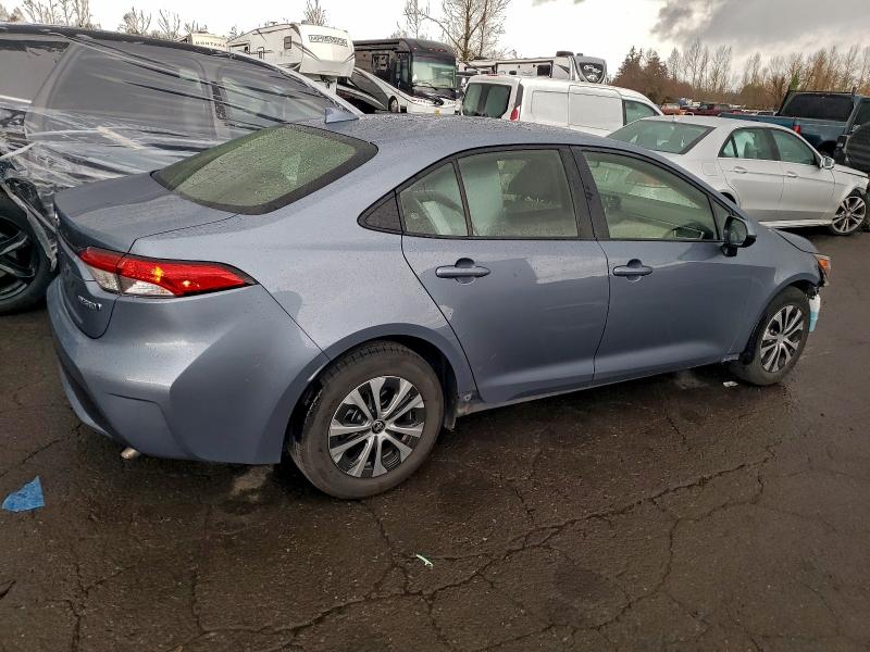 2022 Toyota Corolla VIN JTDEAMDE1NJ039620 COPART salvage auction — FRONT END, OR - SALVAGE TITLE CERTIFICATE, sold $7,600 on 2026-07-13 (photo 3)