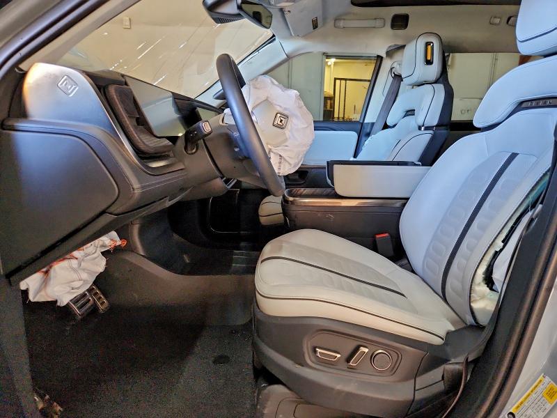 2022 Rivian R1t VIN 7FCTGAAA7NN013001 COPART salvage auction — FRONT END, Co - Public - Salvage Title, sold $8,800 on 2026-08-24 (photo 7)