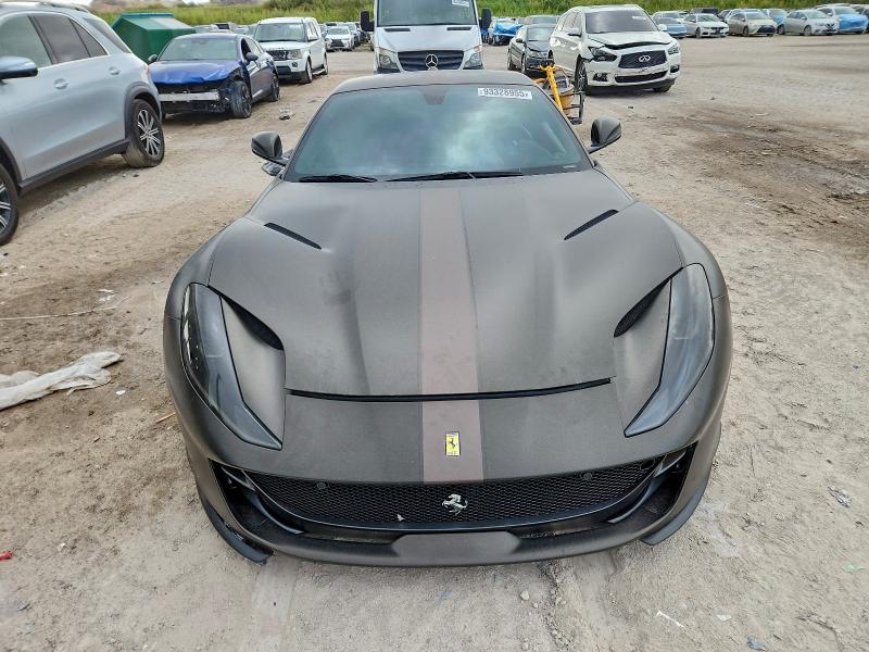 2018 Ferrari 812 superfast VIN ZFF83CLA6J0235697 COPART salvage auction — WATER/FLOOD, Fl - Cert Of Title-Slvg Rebld Flood, sold $169,000 on 2026-07-09 (photo 5)