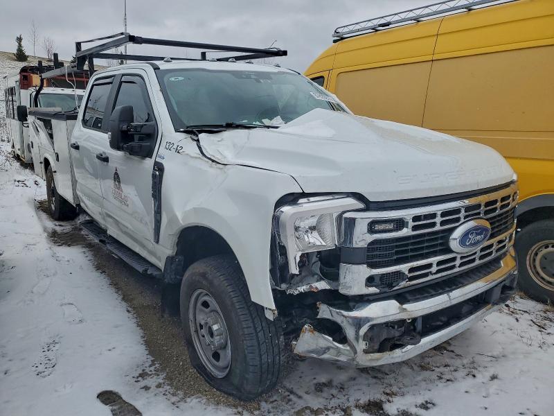 2025 Ford VIN 1FD8W3FN8SEC57575 COPART salvage auction — ROLLOVER, In - Cert Of Title-Salvage Title, sold $10,900 on 2026-07-15 (photo 4)
