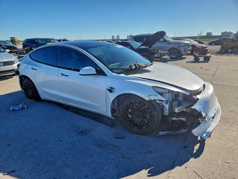 2022 Tesla Model 3 VIN 5YJ3E1EA9NF337989 COPART salvage auction — Front End, TX - CERTIFICATE OF TITLE, sold $3,450 on 2026-02-11 (photo 4)