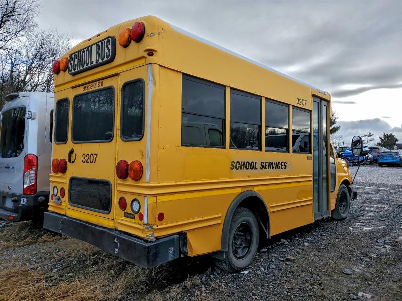 2011 Chevrolet School bus VIN 1GB0G2BA1B1108321 COPART salvage auction — REAR END, Pa - Cert Of Title, sold $2,500 on 2026-07-20 (photo 4)