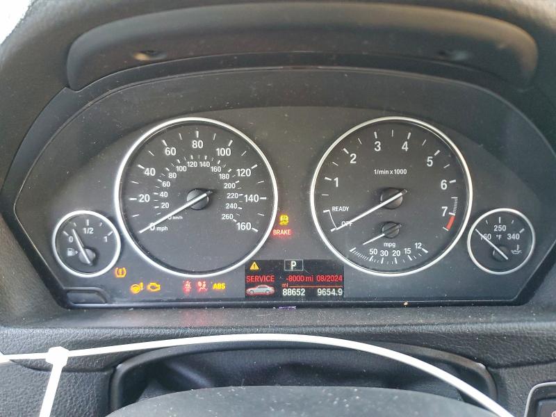 2015 BMW 3er VIN WBA3B5G55FNS17994 COPART salvage auction — FRONT END, Salvage Title, sold $975 on 2026-07-14 (photo 9)