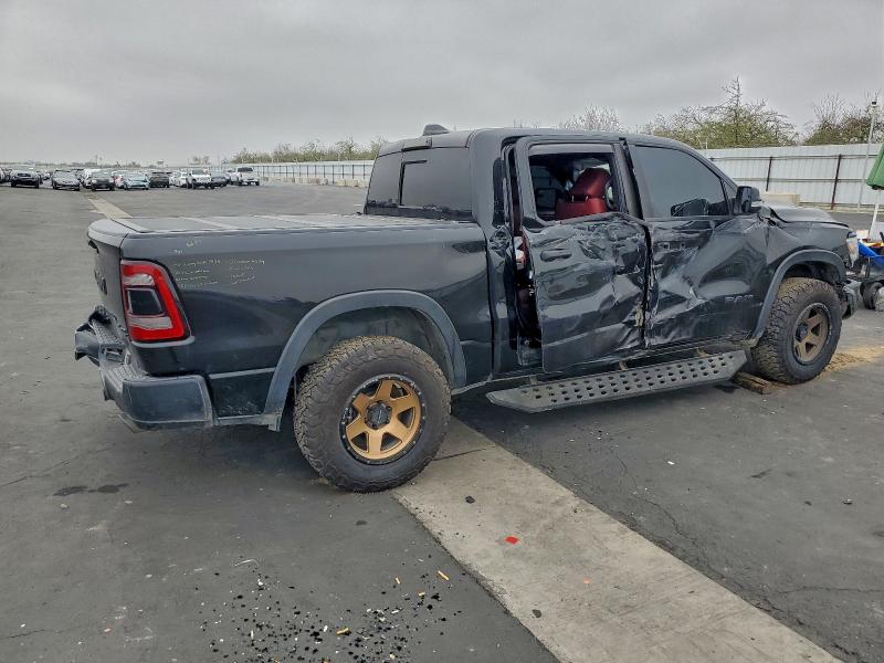 2022 Ram 1500 VIN 1C6SRFLM1NN191445 COPART salvage auction — SIDE, Salvage Title, sold $70 on 2026-08-10 (photo 3)