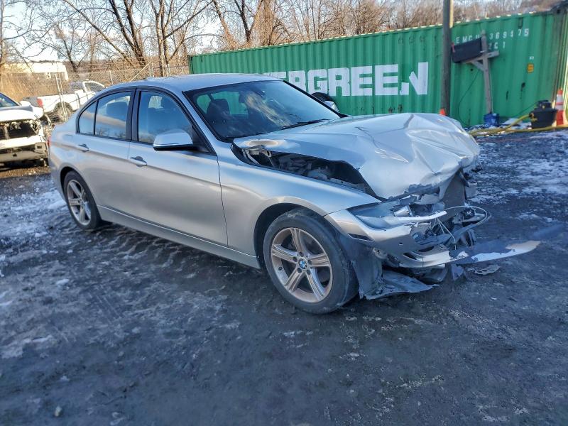 2015 BMW 3er VIN WBA3B5G55FNS17994 COPART salvage auction — FRONT END, Salvage Title, sold $975 on 2026-07-14 (photo 4)