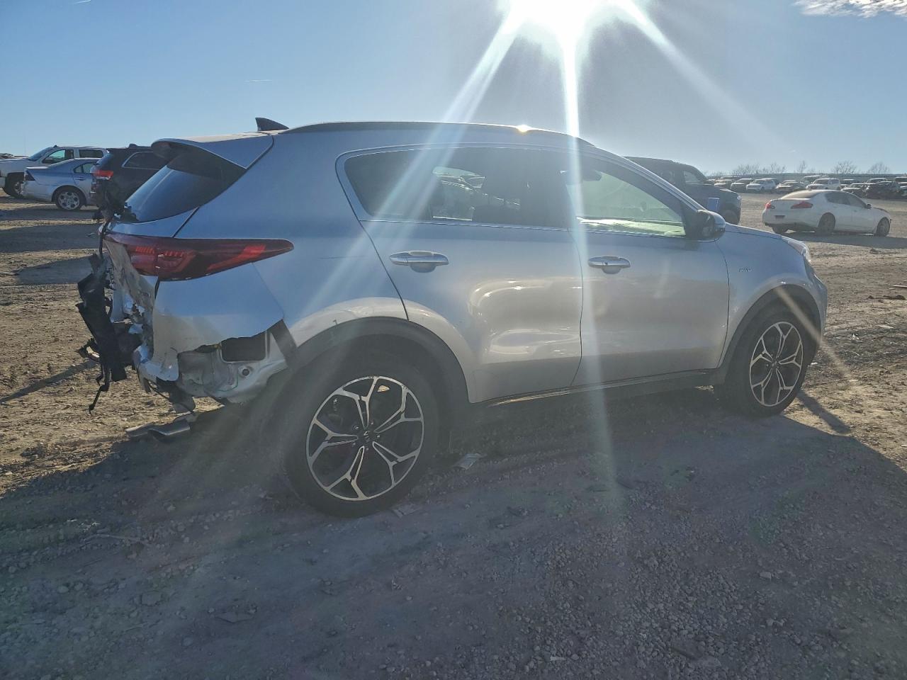 2021 Kia Sportage VIN KNDPRCA68M7849816 COPART salvage auction — Rear End, KY - CERT OF TITLE-SALVAGE, sold $5,900 on 2026-07-09 (photo 3)