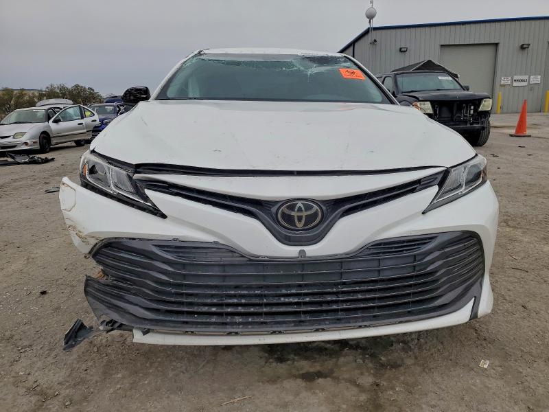 2018 Toyota Camry VIN JTNB11HK0J3070966 COPART salvage auction — ROLLOVER, Az - Cert Of Title - Salvage, sold $2,950 on 2026-07-30 (photo 5)