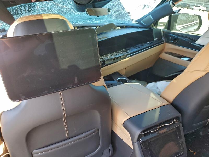 2025 Cadillac Escalade VIN 1GYTEFKL1SU100607 COPART salvage auction — Front End, NC - SALVAGE CERTIFICATE OF TITLE, sold $12,200 on 2026-02-25 (photo 8)