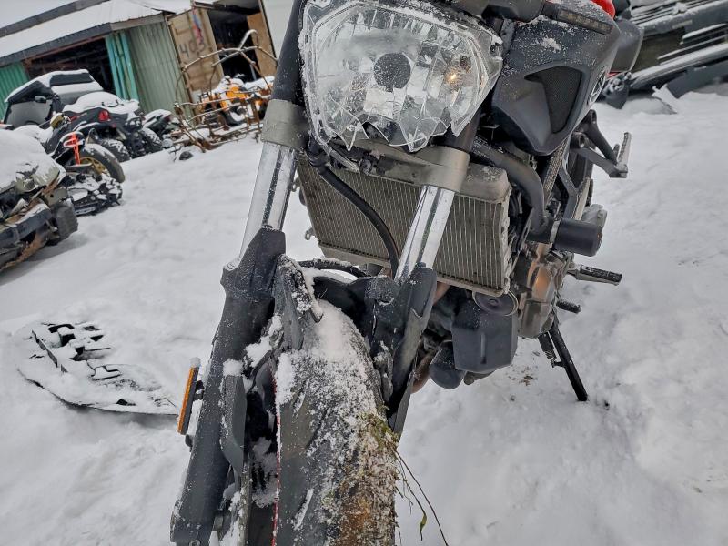 2015 Yamaha VIN JYARM06N7FA000770 COPART salvage auction — ALL OVER, Qc - Gravement Accidente, sold $250 on 2026-08-18 (photo 9)