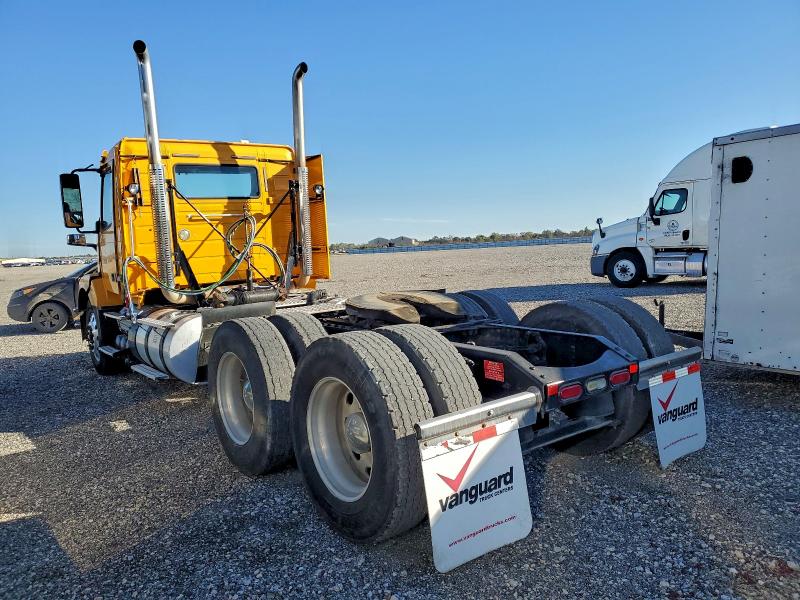 2016 Volvo Vnl VIN 4V4NC9EH5GN944040 COPART salvage auction — SIDE, TX - CERTIFICATE OF TITLE, sold $5,400 on 2026-07-09 (photo 3)