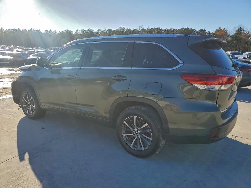 2017 Toyota Highlander VIN 5TDKZRFHXHS199390 COPART salvage auction — FRONT END, Sc - Cert Of Title-Salvage, sold $6,400 on 2026-07-11 (photo 2)