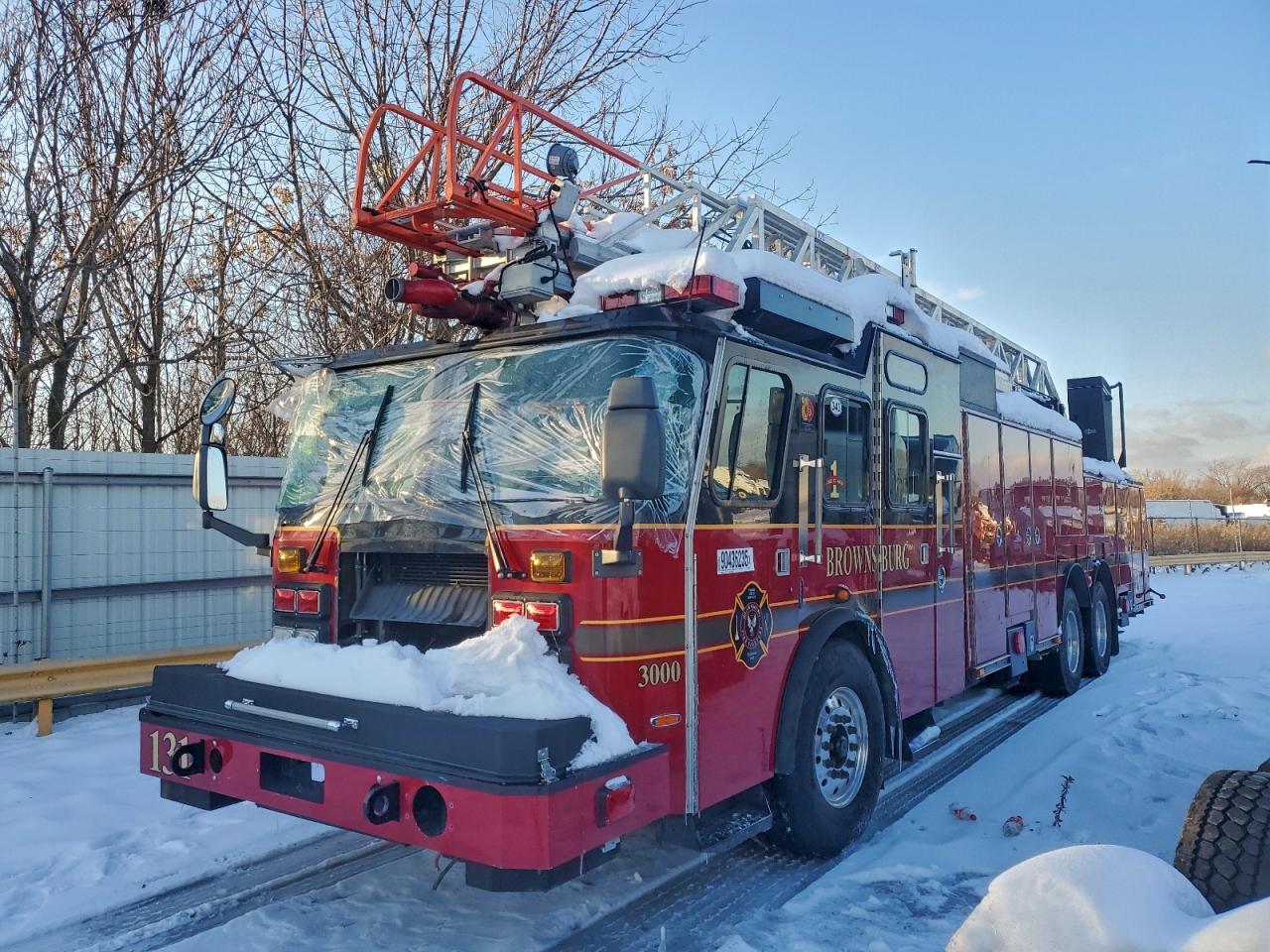2015 E-one Fire truck VIN 4ENLABA83F1009112 COPART salvage auction — Rollover, IN - CERT OF TITLE-SALVAGE TITLE, sold $90,500 on 2026-01-22 (photo 2)