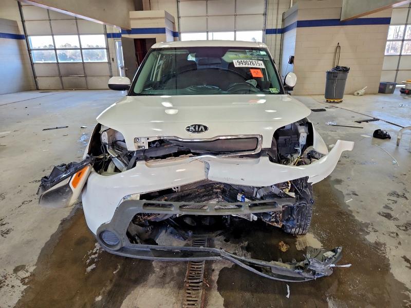 2014 Kia Soul VIN KNDJN2A27E7065900 COPART salvage auction — ALL OVER, Va - Cert Of Title - Salvage, sold $425 on 2026-07-31 (photo 5)