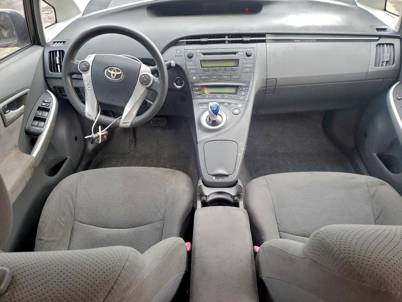 2011 Toyota Prius VIN JTDKN3DU6B0275089 COPART salvage auction — SIDE, Il - Cert Of Title-Corrected, sold $2,750 on 2026-07-06 (photo 8)