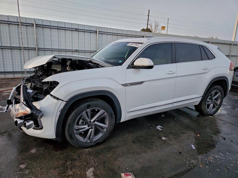 2024 Volkswagen Atlas cross sport VIN 1V2AE2CA5RC262127 — COPART salvage auction photo