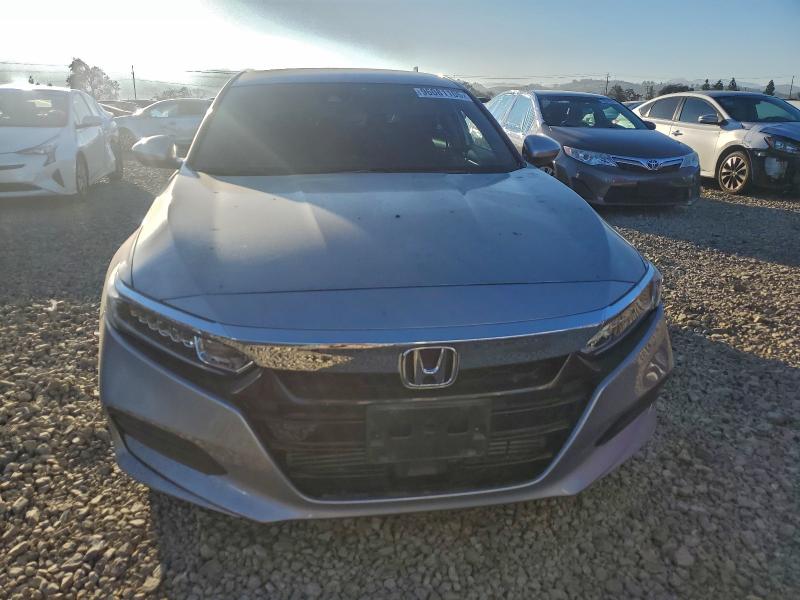 2019 Honda Accord VIN 1HGCV1F15KA078678 COPART salvage auction — VANDALISM, Ca - Salvage Certificate, sold $8,200 on 2026-07-02 (photo 5)