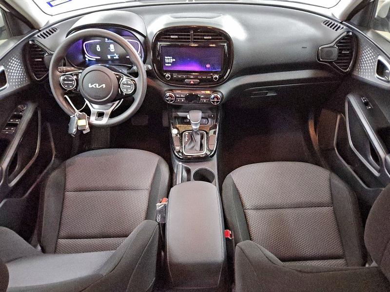 2023 Kia Soul VIN KNDJ23AU5P7885430 COPART salvage auction — MINOR DENT/SCRATCHES, In - Certificate Of Title, sold $11,800 on 2026-07-16 (photo 8)