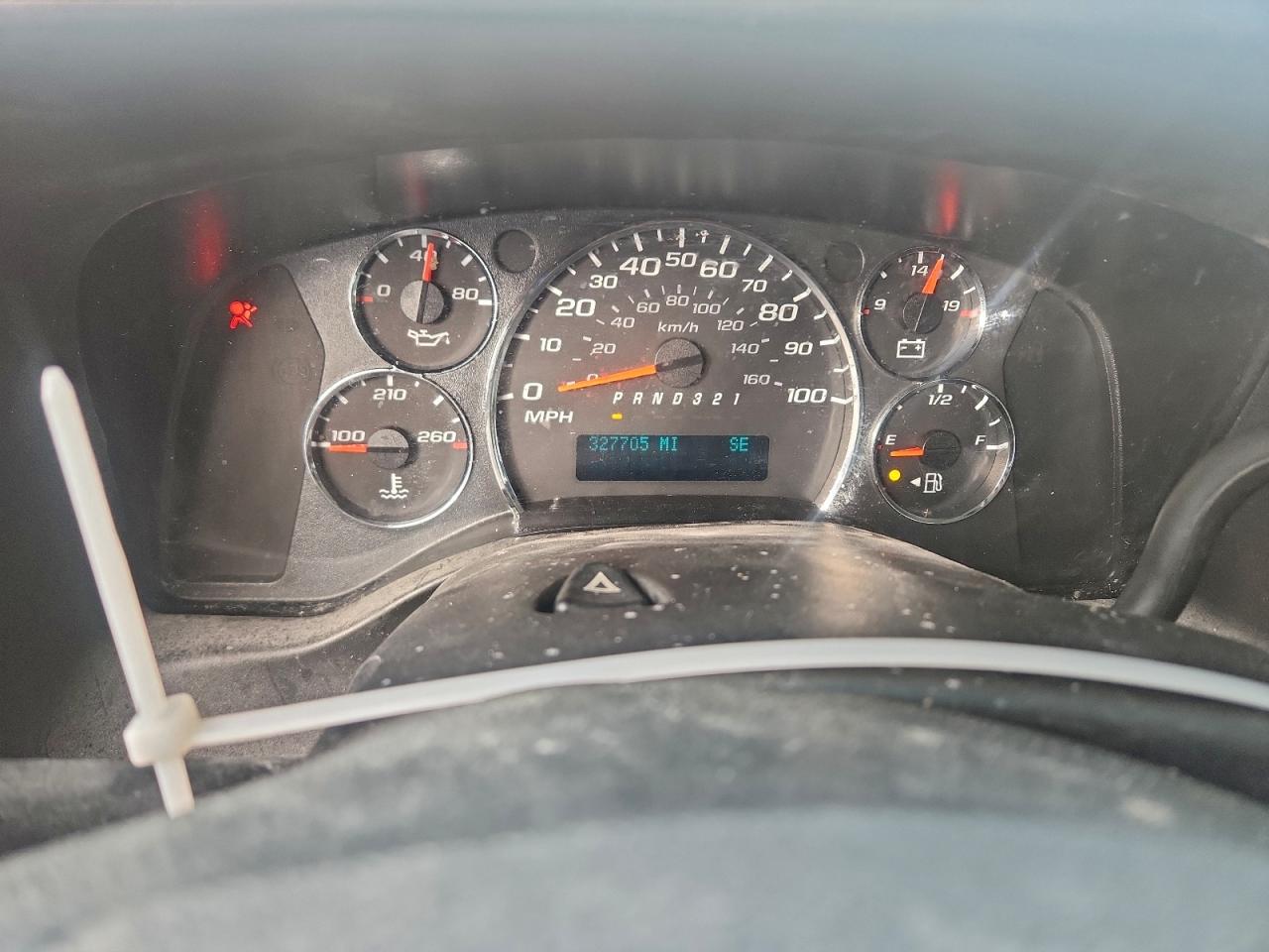 2012 Chevrolet Express VIN 1GCSGAFX3C1143666 COPART salvage auction — Side, MN - CERTIFICATE OF TITLE, sold $1,400 on 2026-02-16 (photo 9)