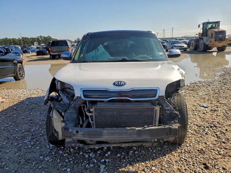 2014 Kia Soul VIN KNDJX3A52E7083408 COPART salvage auction — FRONT END, Tx - Salvage Vehicle Title, sold $775 on 2026-07-07 (photo 5)