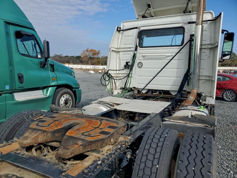 2021 Volvo Vnr VIN 4V4WC9EH8MN284611 COPART salvage auction — ROLLOVER, Ga - Cert Of Title-Salvage, sold $8,200 on 2026-07-23 (photo 6)