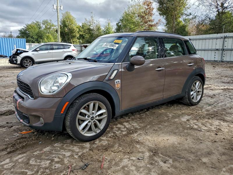 2013 Mini Cooper VIN WMWZC3C54DWP21302 COPART salvage auction — MINOR DENT/SCRATCHES, IL - CERTIFICATE OF TITLE, sold $1,700 on 2026-07-24 (photo 1)