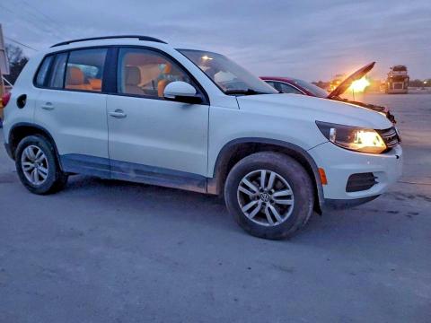 2017 Volkswagen Tiguan VIN WVGAV7AX9HK022794 COPART salvage auction — SIDE, Salvage Title, sold $550 on 2026-08-03 (photo 4)